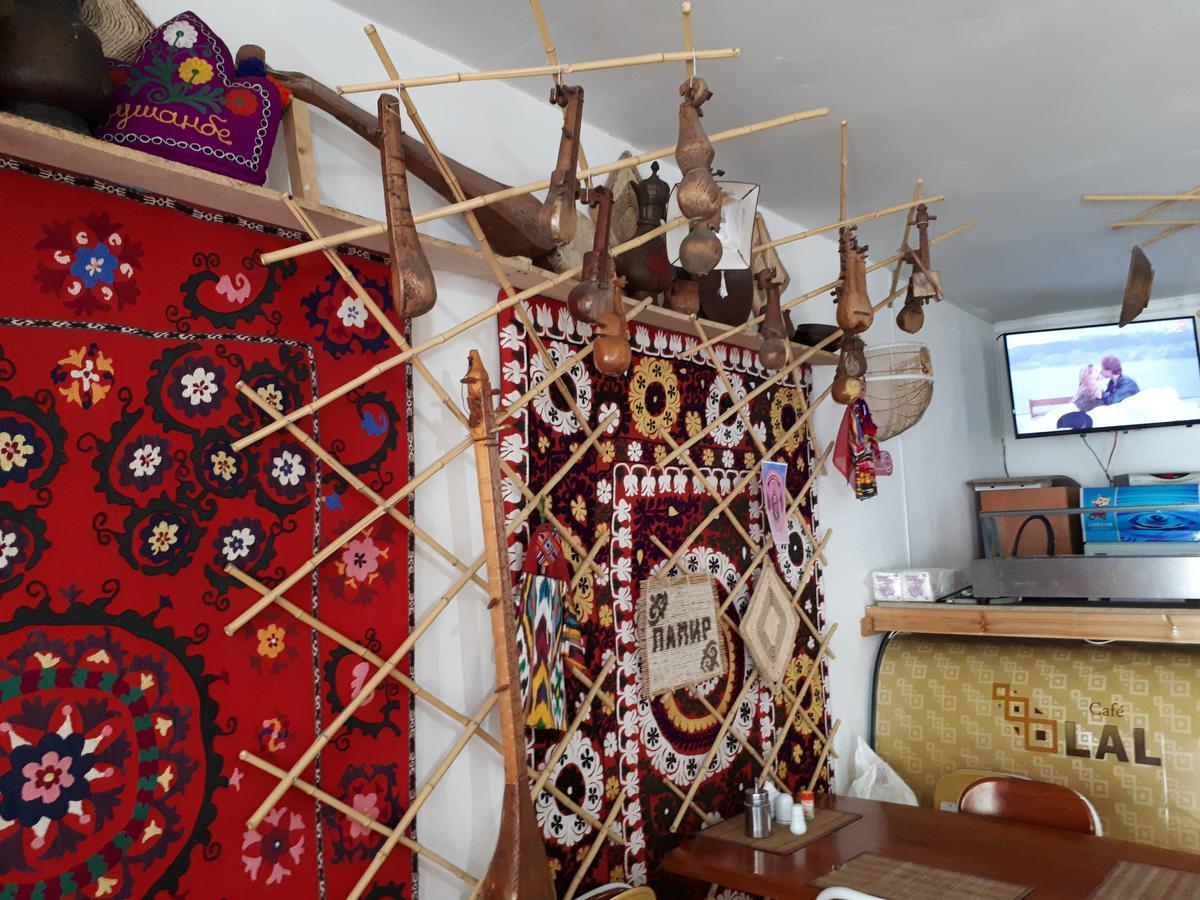 Lal Hotel Khorog Bagian luar foto