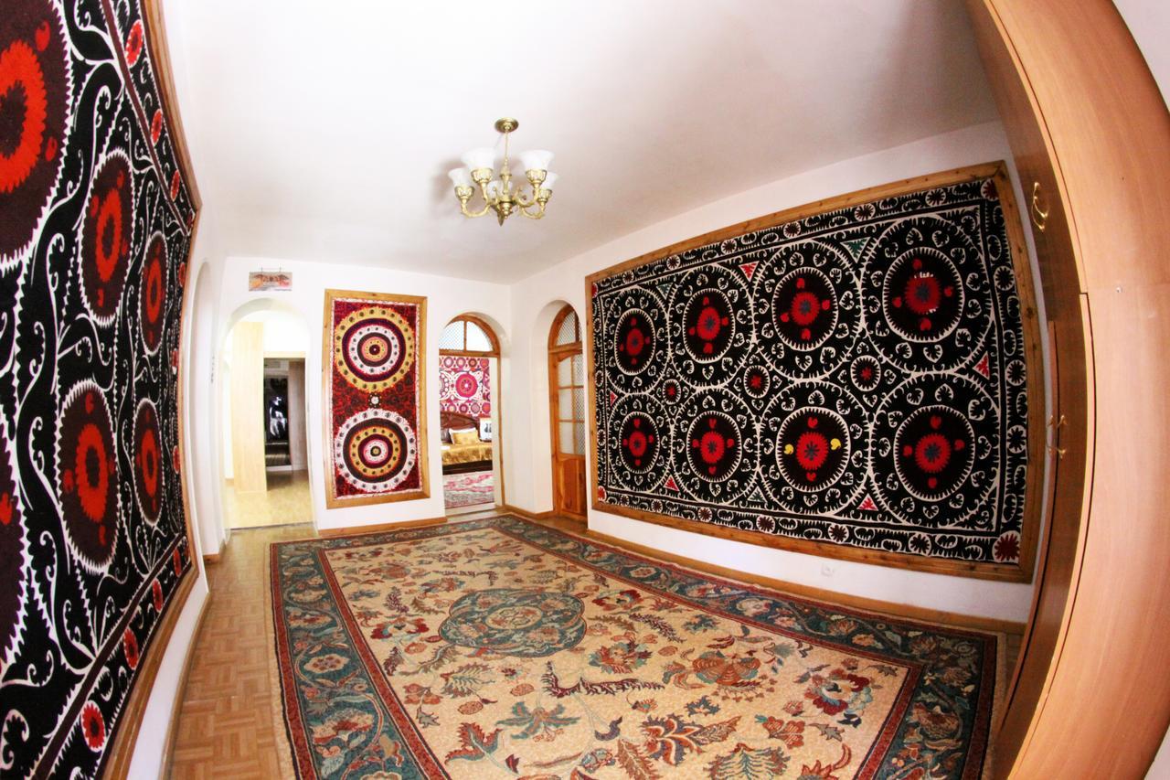 Lal Hotel Khorog Bagian luar foto