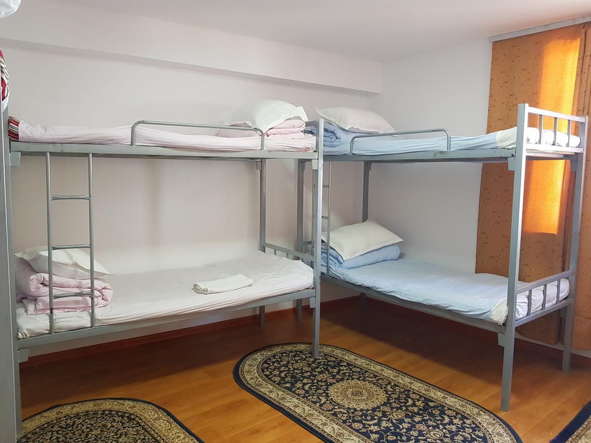 Lal Hotel Khorog Bagian luar foto