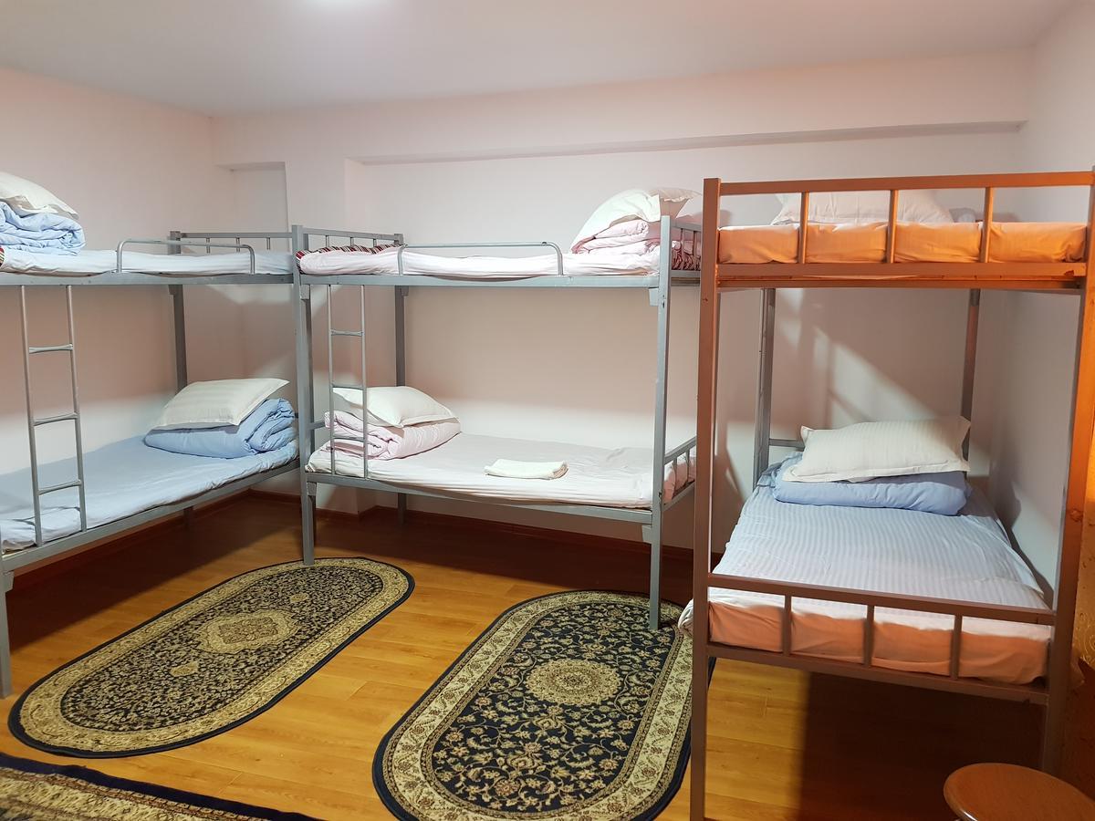 Lal Hotel Khorog Bagian luar foto